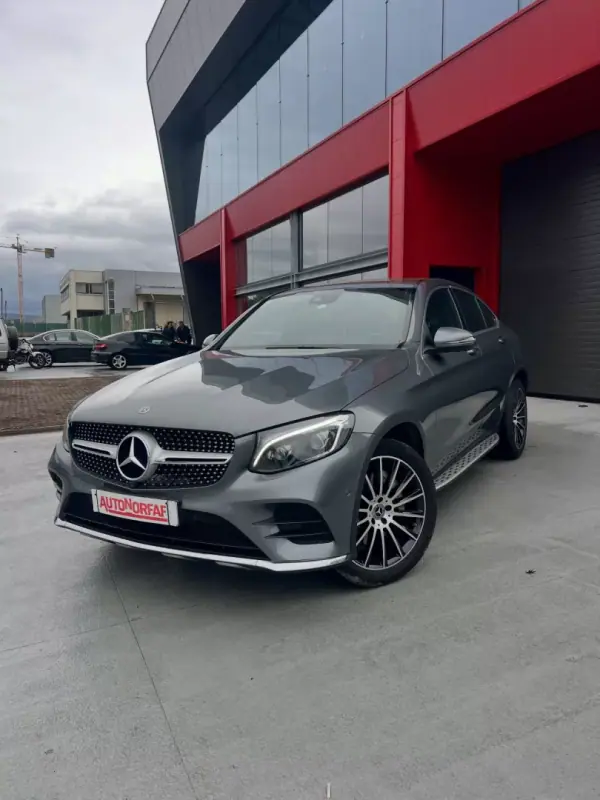 Mercedes-Benz GLC 250 2018 - 47000 EUR, 53761 km - AUTO.MOTO.pt - 53761km - foto 3 de 13