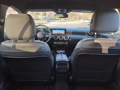 Mercedes-Benz A 180 2019 - 20990 EUR, 179000 km - AUTO.MOTO.pt - 179000km - foto 11 de 13