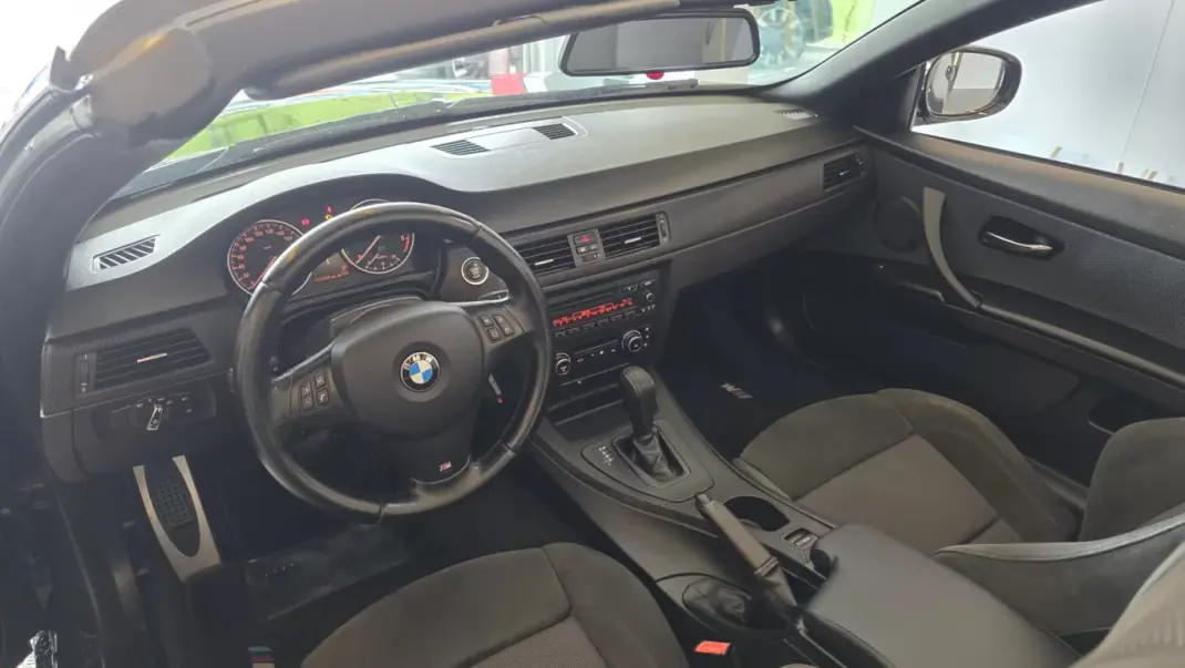 BMW 320 2010 - 16900 EUR, 194446 km - 194446km - foto 39 de 49