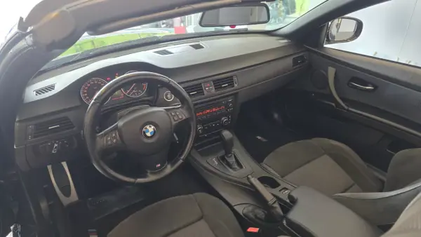 BMW 320 2010 - 16900 EUR, 194446 km - 194446km - foto 39 de 49