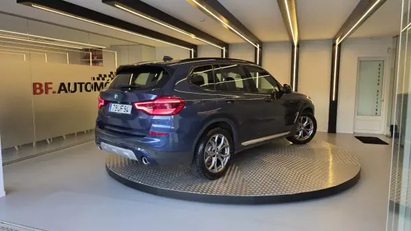 BMW X3 2018 - 26900 EUR, 209342 km - AUTO.MOTO.pt - 209342km - foto 4 de 65