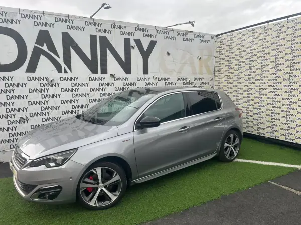 Peugeot 308 2016 - 15900 EUR, 150000 km - AUTO.MOTO.pt - 150000km - foto 3 de 20