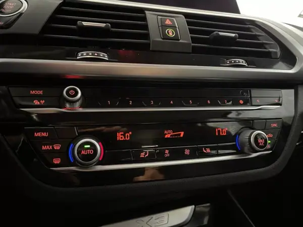BMW X3 2019 - 26950 EUR, 142000 km - AUTO.MOTO.pt - 142000km - foto 22 de 30