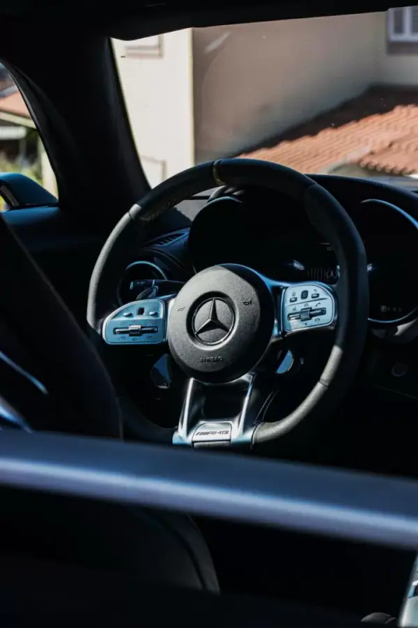 Mercedes-Benz AMG GT 2019 - 197500 EUR, 43000 km - AUTO.MOTO.pt - 43000km - foto 7 de 15