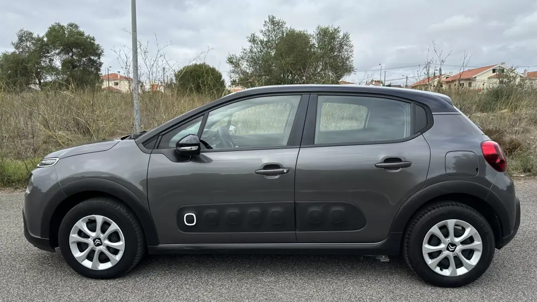 Citroën C3 2019 - 9900 EUR, 54000 km - AUTO.MOTO.pt - 54000km - foto 4 de 12