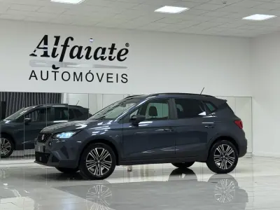SEAT Arona 2023 - 18990 EUR, 63000 km - AUTO.MOTO.pt - 63000km - foto 8 de 29