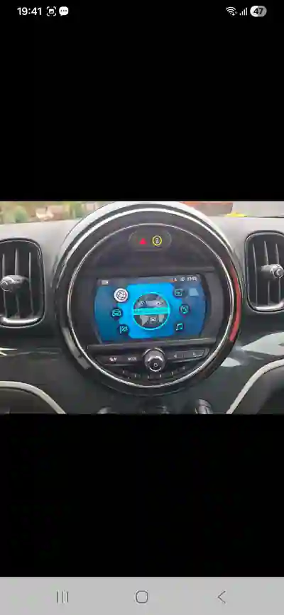 MINI Countryman 2019 - 17950 EUR, 219000 km - AUTO.MOTO.pt - 219000km - foto 4 de 15