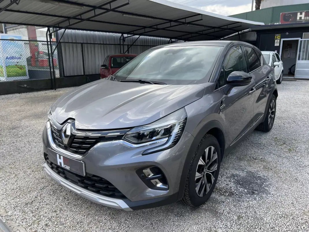 Renault Captur 2023 - 17399 EUR, 88500 km - AUTO.MOTO.pt - 88500km - foto 2 de 16