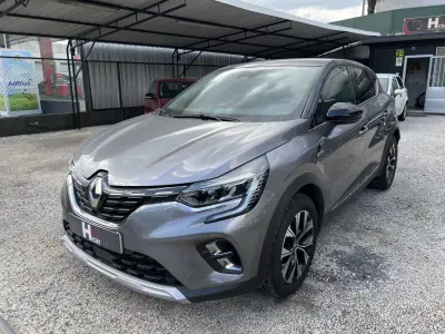 Renault Captur 2023 - 17399 EUR, 88500 km - AUTO.MOTO.pt - 88500km - foto 2 de 16