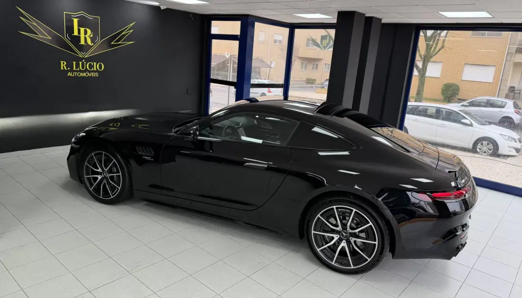 Mercedes-Benz AMG GT 2025 - 140000 EUR, 8886 km - AUTO.MOTO.pt - 8886km - foto 47 de 74