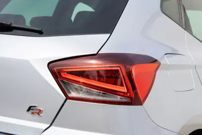 SEAT Ibiza 2021 - 14890 EUR, 87000 km - AUTO.MOTO.pt - 87000km - foto 10 de 33