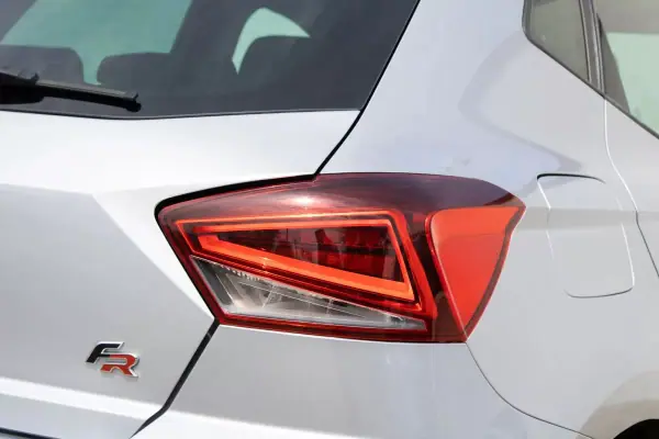 SEAT Ibiza 2021 - 14890 EUR, 87000 km - AUTO.MOTO.pt - 87000km - foto 10 de 33
