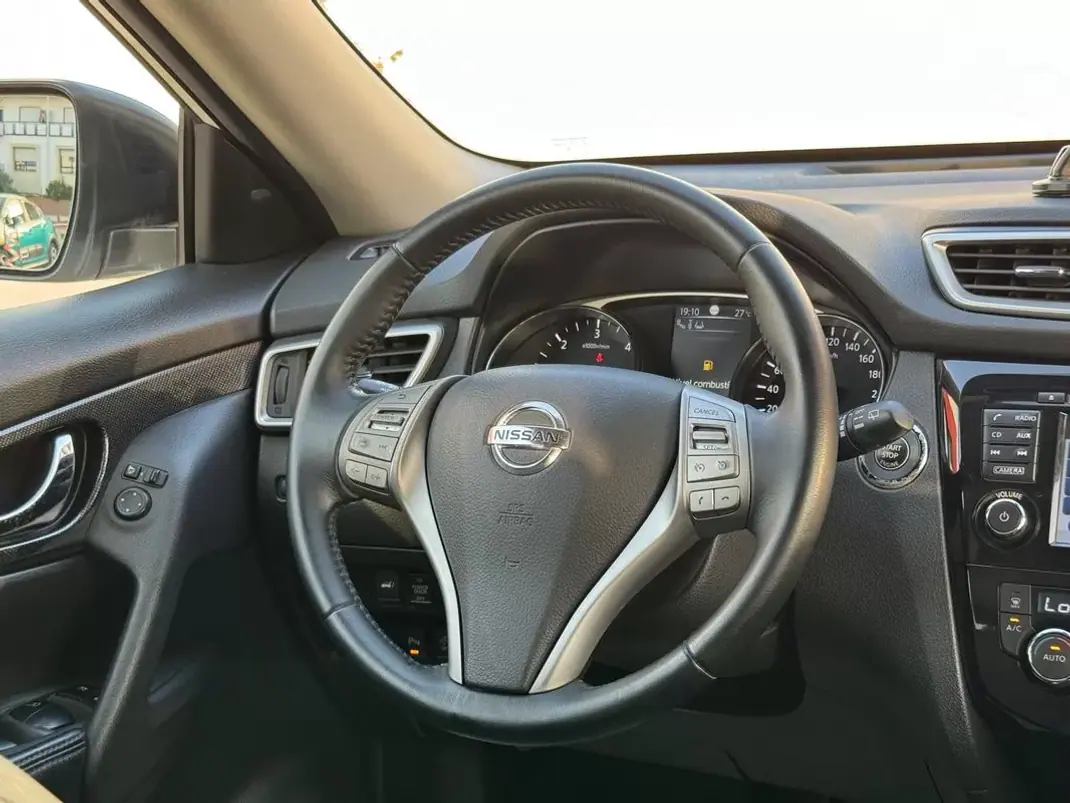 Nissan X-Trail 2014 - 16950 EUR, 99000 km - 99000km - foto 20 de 39