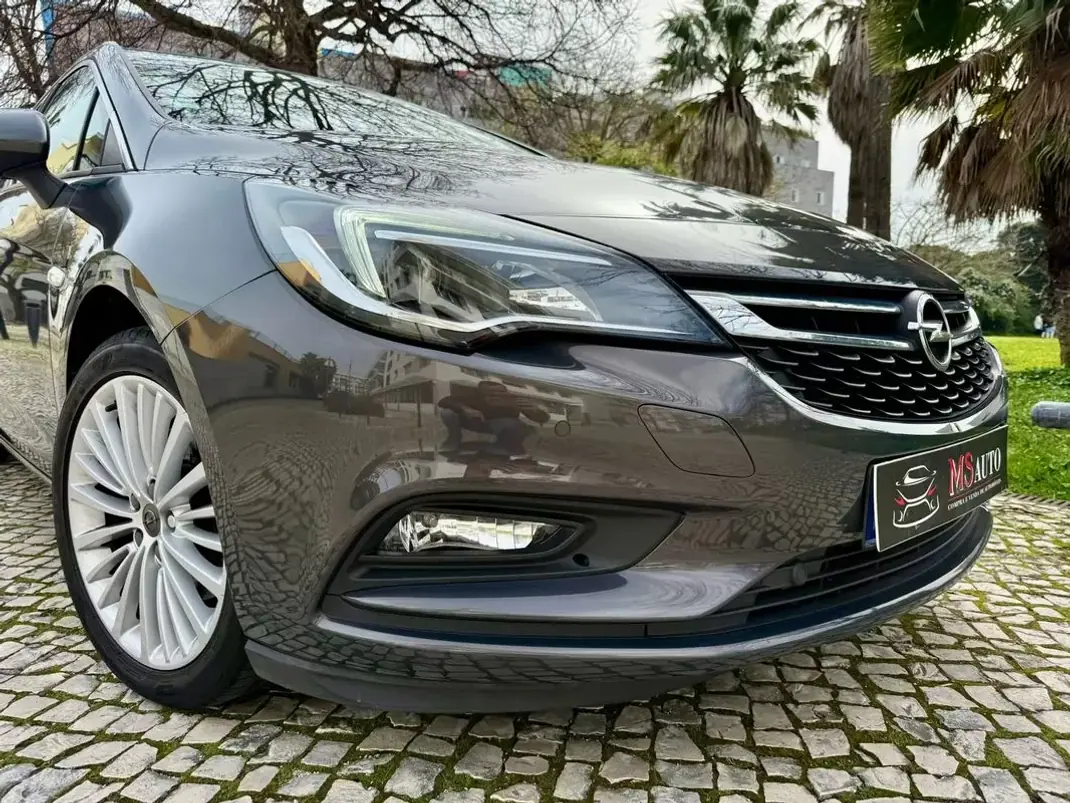 Opel Astra Sports Tourer 2016 - 10990 EUR, 127900 km - AUTO.MOTO.pt - 127900km - foto 25 de 35