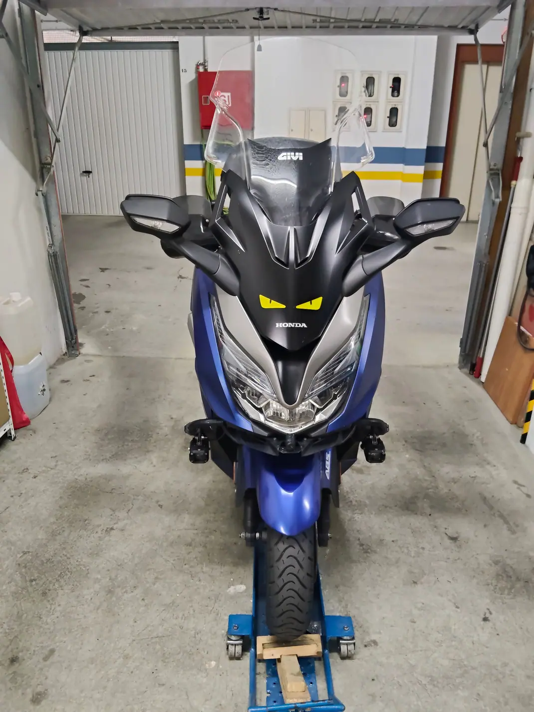 Honda Forza ABS 2021 - 5500 EUR, 30000 km - 30000km - foto 2 de 5