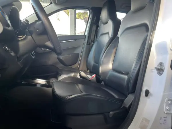 Dacia Spring 2021 - 12900 EUR, 14900 km - AUTO.MOTO.pt - 14900km - foto 21 de 28
