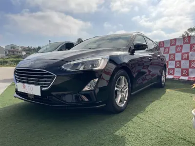 Ford Focus SW 2019 - 13990 EUR, 158295 km - AUTO.MOTO.pt - 158295km - foto 5 de 20