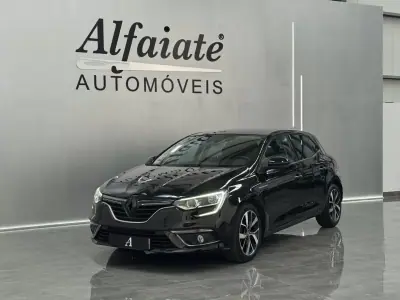 Renault Mégane 2019 - 15990 EUR, 111900 km - 111900km - foto 15 de 28