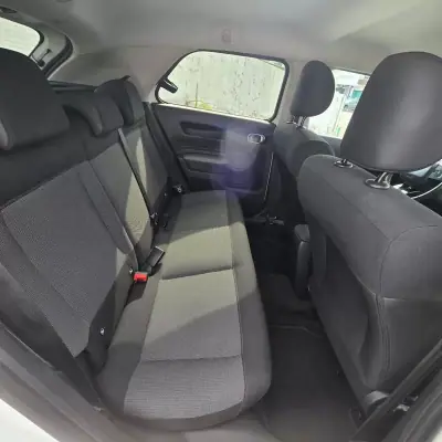 Citroën C4 Cactus 2019 - 10750 EUR, 87750 km - AUTO.MOTO.pt - 87750km - foto 17 de 18