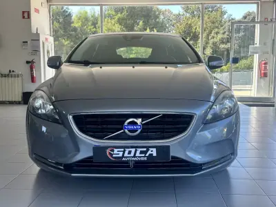 Volvo V40 2014 - 9840 EUR, 209700 km - 209700km - foto 2 de 23