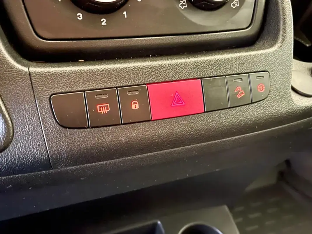 Fiat 2023 - 26450 EUR, 45000 km - AUTO.MOTO.pt - 45000km - foto 20 de 27