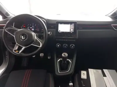 Renault Clio 2020 - 16800 EUR, 101469 km - AUTO.MOTO.pt - 101469km - foto 6 de 14