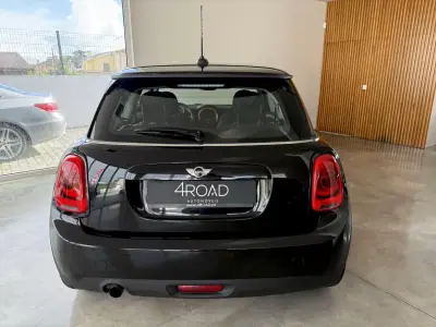 MINI One 2016 - 12999 EUR, 132000 km - AUTO.MOTO.pt - 132000km - foto 22 de 91
