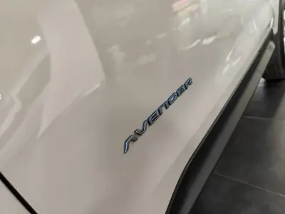 Jeep Avenger 2024 - 24990 EUR, 9000 km - AUTO.MOTO.pt - 9000km - foto 29 de 60