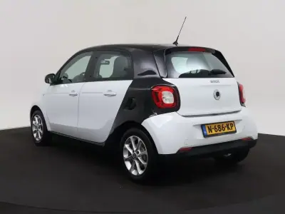 Smart ForFour 2017 - 11490 EUR, 22359 km - AUTO.MOTO.pt - 22359km - foto 15 de 48