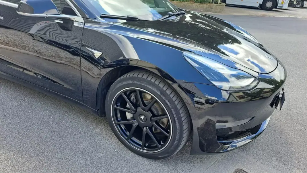 Tesla Model 3 2019 - 22500 EUR, 113000 km - 113000km - foto 14 de 53
