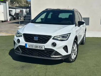 SEAT Arona 2024 - 21990 EUR, 29550 km - AUTO.MOTO.pt - 29550km - foto 2 de 24