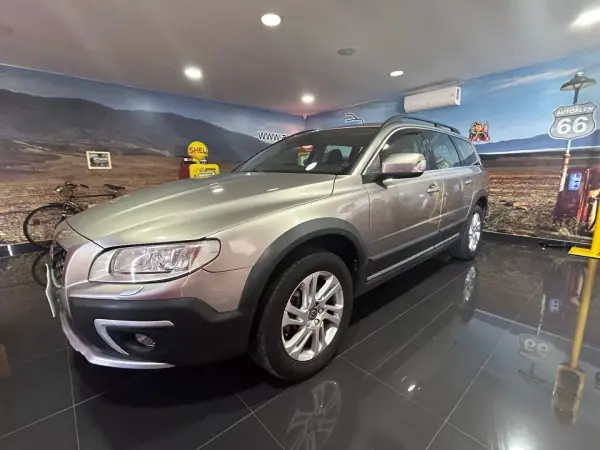 Volvo XC 70 2015 - 14990 EUR, 215301 km - AUTO.MOTO.pt - 215301km - foto 3 de 19