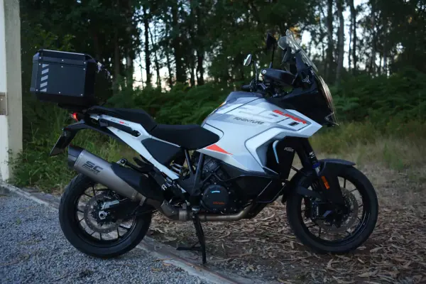 KTM 1290 Super Adventure 2023 - 17990 EUR, 32000 km - AUTO.MOTO.pt - 32000km - foto 35 de 46