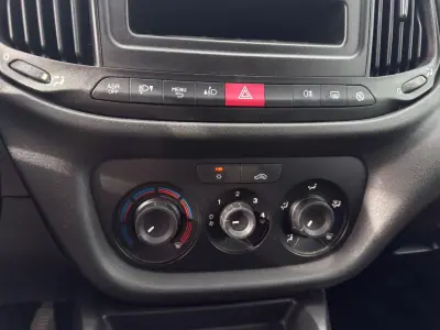 Fiat DOBLO MULTIJET COM IVA 3Lug 2021 - 10900 EUR, 129990 km - AUTO.MOTO.pt - 129990km - foto 9 de 19