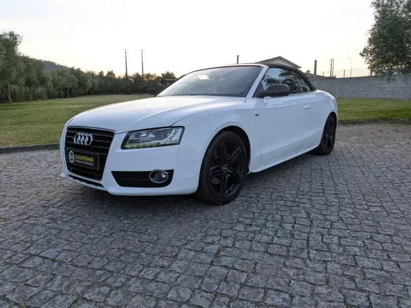 Audi A5 Cabrio 2012 - 15990 EUR, 224000 km - AUTO.MOTO.pt - 224000km - foto 10 de 10