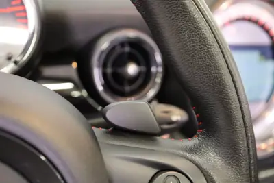 MINI John Cooper Works 2015 - 22950 EUR, 65169 km - AUTO.MOTO.pt - 65169km - foto 44 de 50