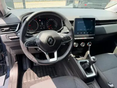Renault Clio 2020 - 11900 EUR, 123000 km - AUTO.MOTO.pt - 123000km - foto 8 de 10