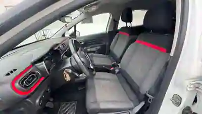 Citroën C3 2018 - 8000 EUR, 97000 km - AUTO.MOTO.pt - 97000km - foto 5 de 6