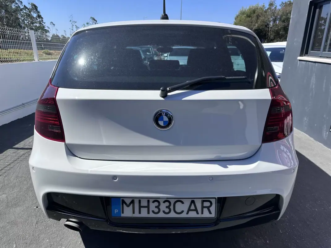 BMW 118 2009 - 9900 EUR, 177000 km - AUTO.MOTO.pt - 177000km - foto 8 de 46