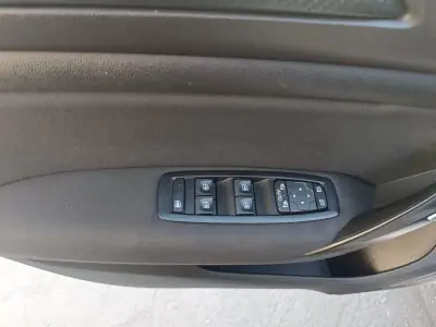 Renault Mégane 2019 - 12900 EUR, 192111 km - AUTO.MOTO.pt - 192111km - foto 19 de 26