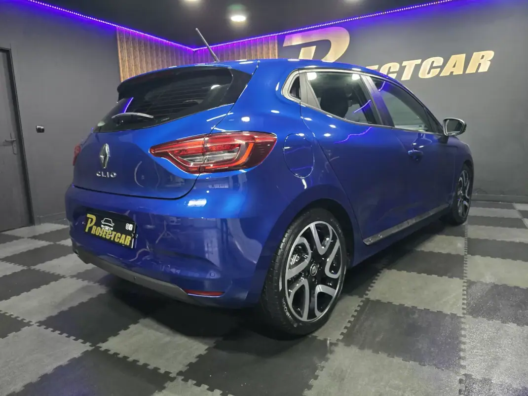 Renault Clio 2021 - 14900 EUR, 56000 km - AUTO.MOTO.pt - 56000km - foto 2 de 25
