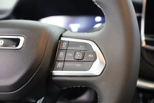 Jeep Compass 2021 - 23990 EUR, 73522 km - AUTO.MOTO.pt - 73522km - foto 39 de 41