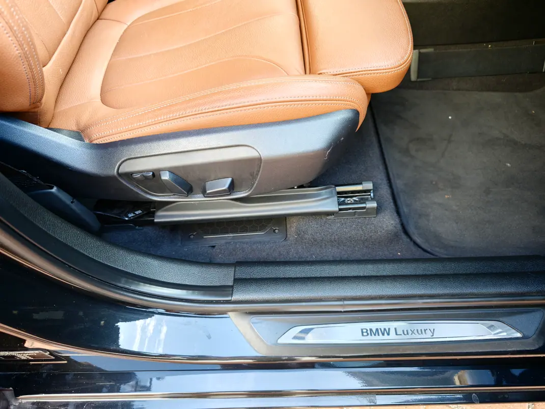 BMW 218 Active Tourer 2014 - 12490 EUR, 243000 km - 243000km - foto 9 de 14