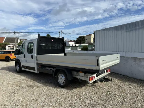 Citroën JUMPER 2.0 BlueHDI Cabine Dupla 2017 - 21500 EUR, 152000 km - AUTO.MOTO.pt - 152000km - foto 6 de 8