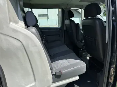 Mercedes-Benz Vito 2011 - 13900 EUR, 220000 km - AUTO.MOTO.pt - 220000km - foto 17 de 20
