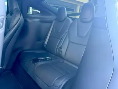 Tesla Model X 2023 - 81890 EUR, 49000 km - AUTO.MOTO.pt - 49000km - foto 16 de 47