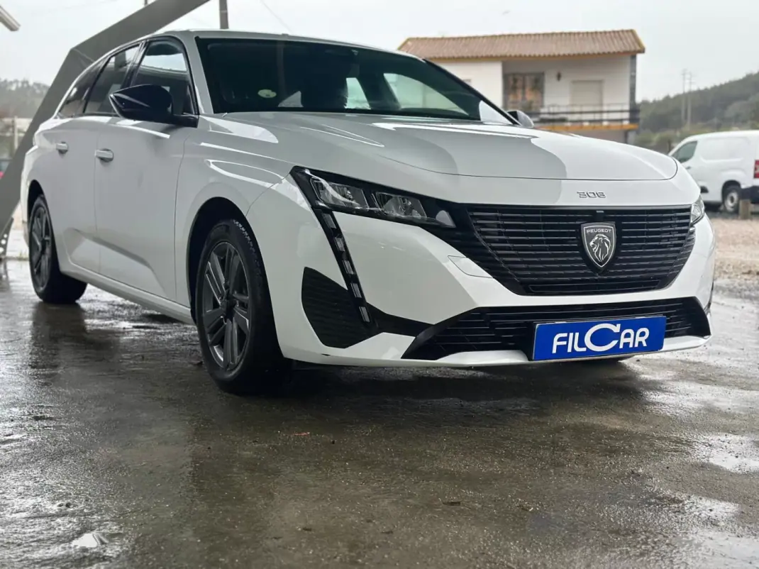Peugeot 308 SW 2022 - 17900 EUR, 142043 km - AUTO.MOTO.pt - 142043km - foto 4 de 17