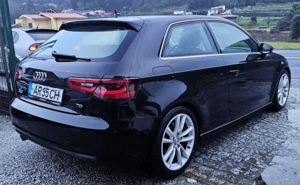 Audi A3 2014 - 13999 EUR, 208000 km - AUTO.MOTO.pt - 208000km - foto 2 de 15