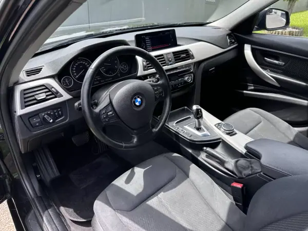 BMW 316 2015 - 12900 EUR, 260000 km - AUTO.MOTO.pt - 260000km - foto 21 de 45