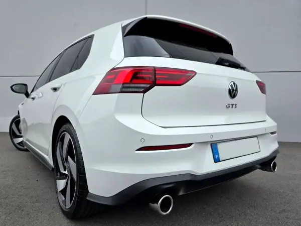 Volkswagen Golf 2021 - 31000 EUR, 38400 km - AUTO.MOTO.pt - 38400km - foto 14 de 42